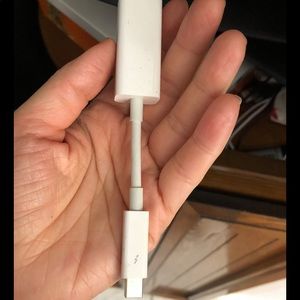 Apple thunderbolt to gigabit ethernet adapter